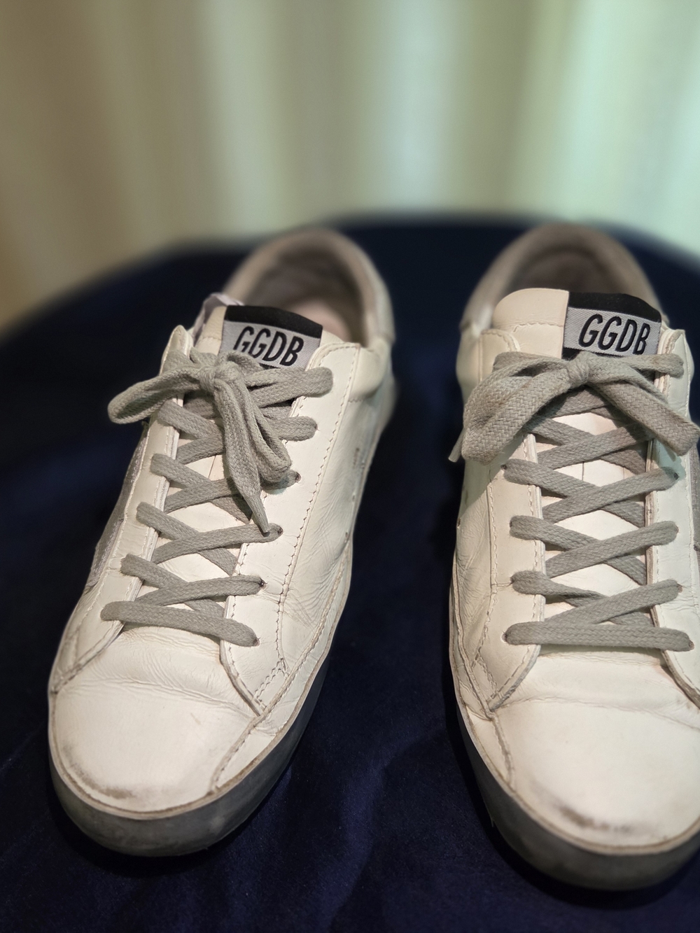 Women's White Leather Low-Top Sneakers with Gray Laces